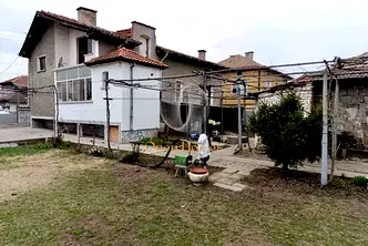 Къща в Пазарджик, с. Главиница