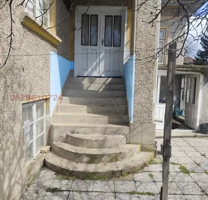 Снимка 4 — Къща в Русе, с. Голямо Враново