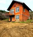 Къща в Кюстендил, с. Горна Брестница