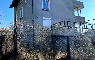 Къща в Кюстендил, с. Горна Гращица