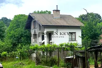 Къща в Кюстендил, с. Горна Гращица