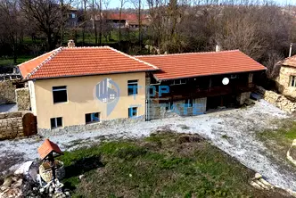 Къща във Велико Търново, с. Горна Липница