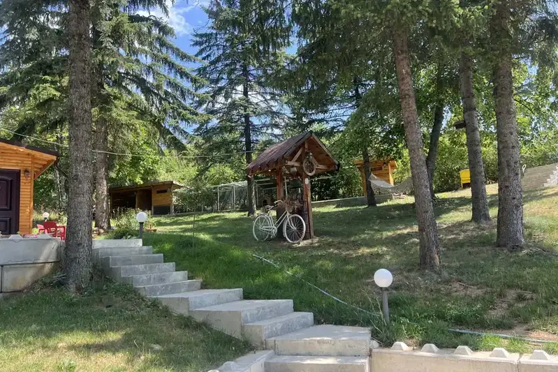 Къща в Перник, с. Горна Секирна
