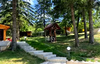 Къща в Перник, с. Горна Секирна