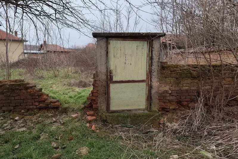 Къща с 1 стая в с. Горни Дъбник, област Плевен