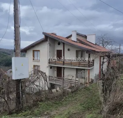 Снимка 5 — Къща в Благоевград, с. Горно Хърсово
