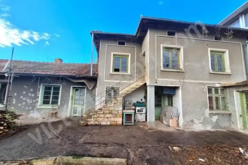 House in Oblast Veliko Tyrnovo, Gradina