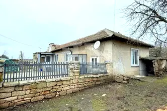 Къща в Добрич, с. Гурково
