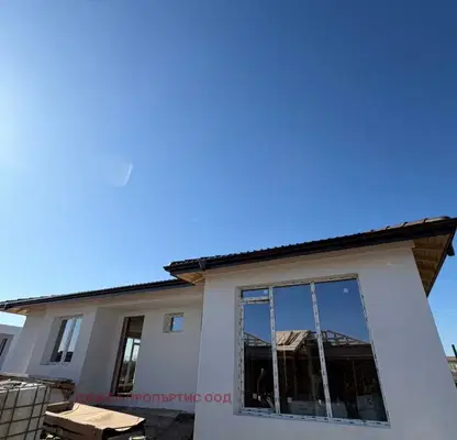 Photo 3 — House in област София, Gurmazovo