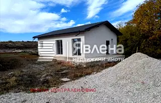 Къща в София, с. Хераково