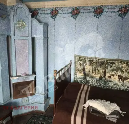 Снимка 3 — Къща във Велико Търново, с. Хотница
