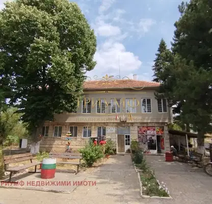 Снимка 3 — Къща с 3 стаи и голям двор в с. Искър, обл. Варна