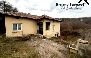 Къща в София, с. Извор