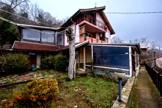 Къща в Пловдив, с. Извор