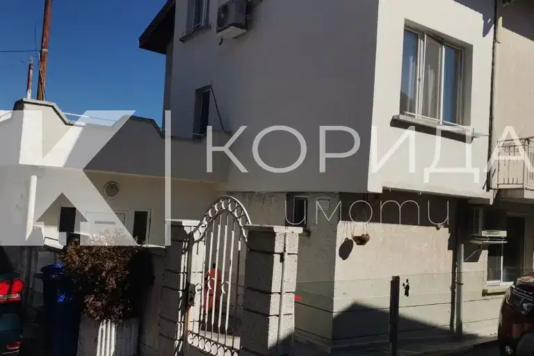 Къща в с. Железница
