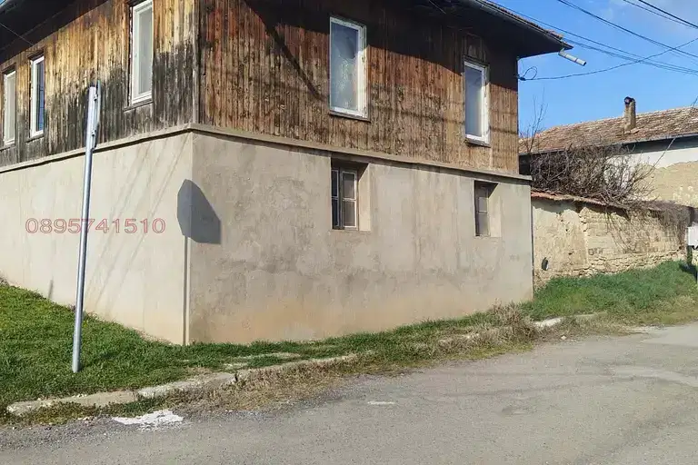 House in Oblast Veliko Tyrnovo, Kamen