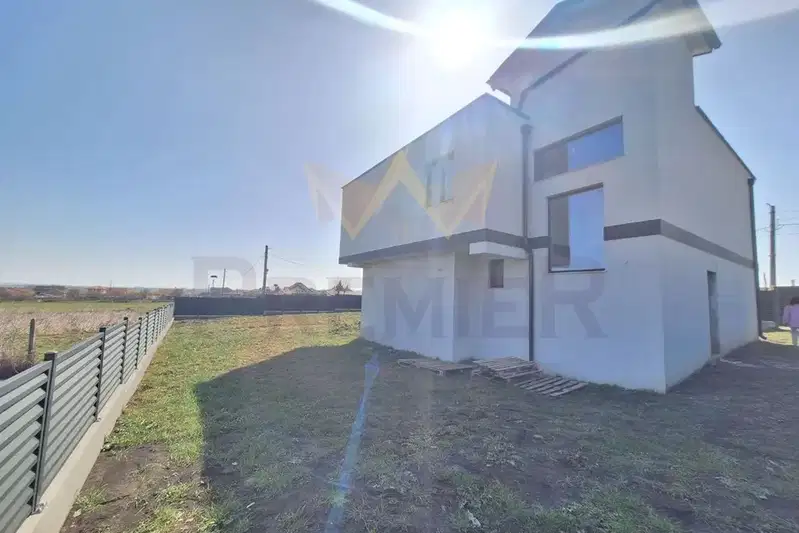 Къща в Бургас, с. Каменар