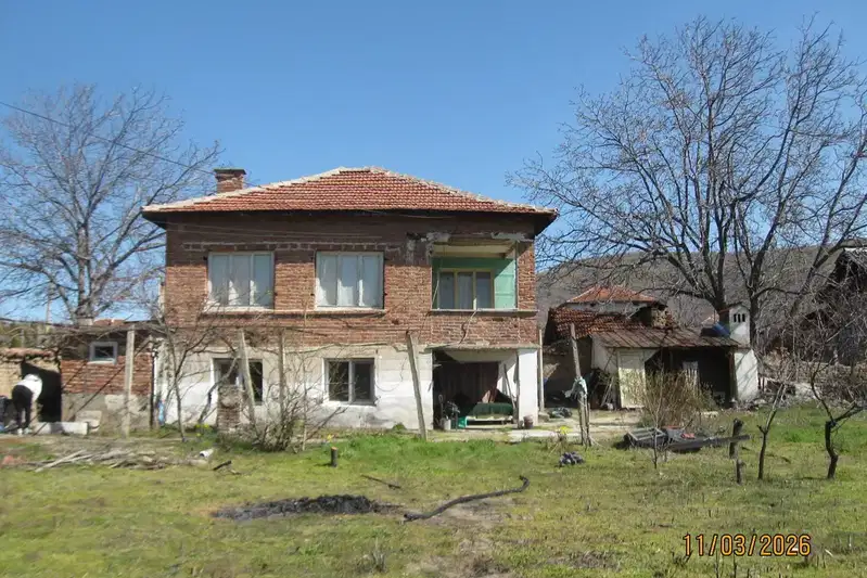 Къща в Пазарджик, с. Карабунар