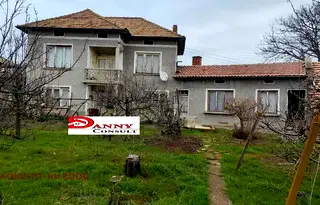 Къща във Велико Търново, с. Караисен