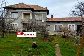 Къща във Велико Търново, с. Караисен