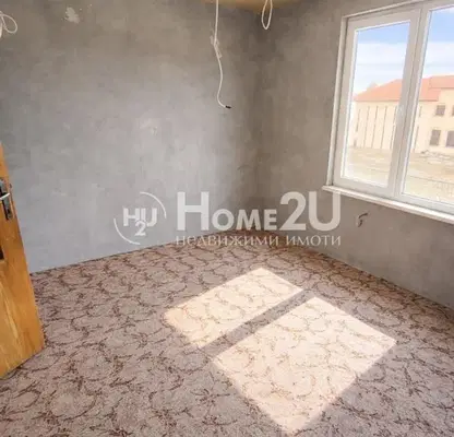 Photo 5 — House in Kazichene