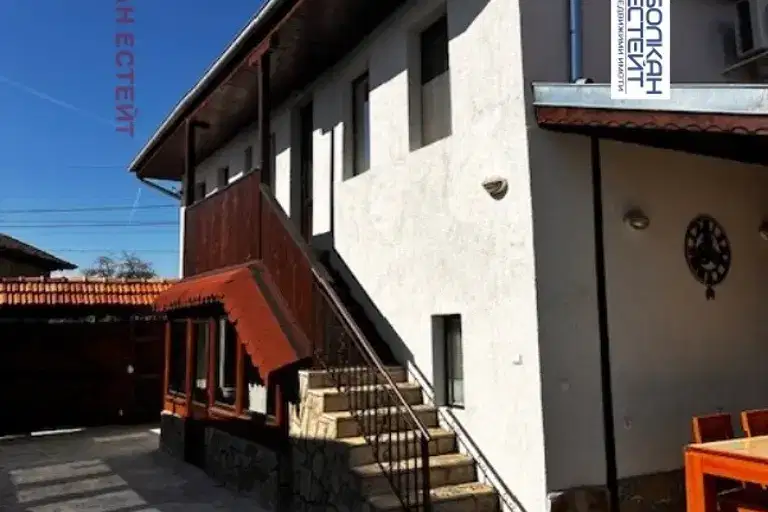 House in Oblast Gabrovo, Kereka