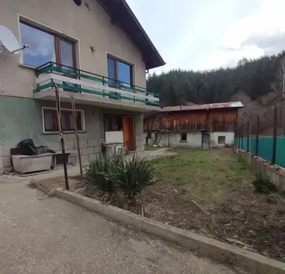 Photo 2 — House in област София, Kovachevci