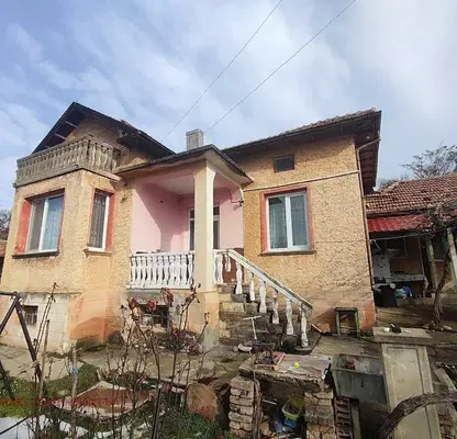Photo 2 — House in Gabrovo, Kramolin
