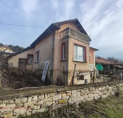 Photo 3 — House in Gabrovo, Kramolin