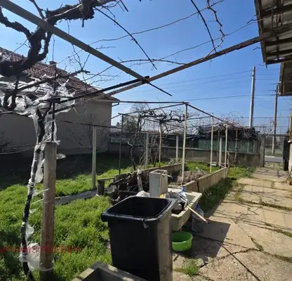 Photo 2 — House in Oblast Pleven, Krushovica