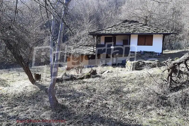 Къща в Габрово, с. Купен