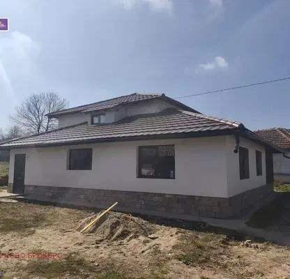 Снимка 4 — Къща във Велико Търново, с. Къпиново