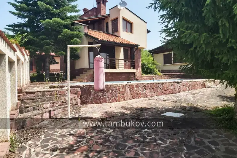 Къща в с. Кътина