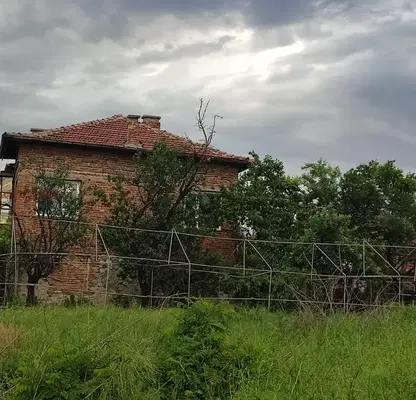 Снимка 5 — Къща в Пазарджик, с. Лозен