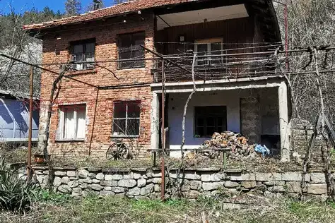 House in Oblast Stara Zagora, Lyava Reka