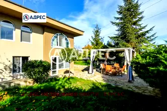 Къща в Бургас, с. Лъка