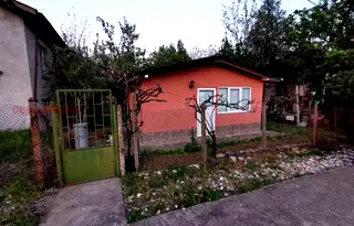 Къща във Враца, с. Лютиброд