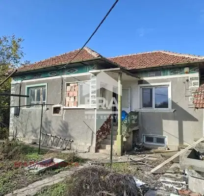 Photo 2 — House in Oblast Pleven, с. Малчика