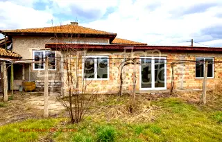 Къща в Шумен, с. Мараш