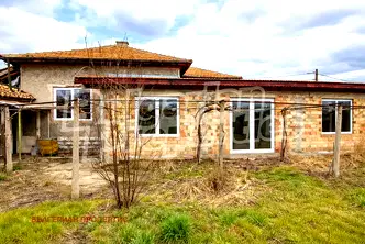 Къща в Шумен, с. Мараш