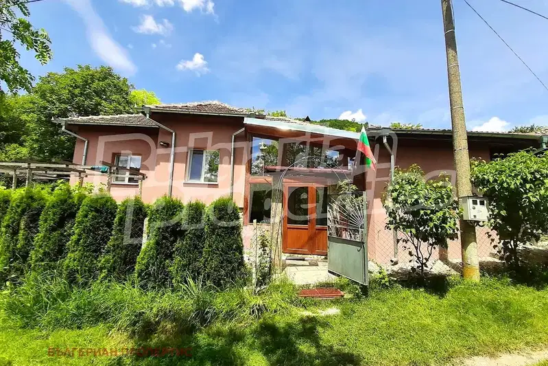 House in Oblast Tyrgovishte, Marchino