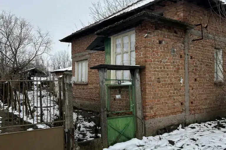 Къща в Монтана, с. Медковец