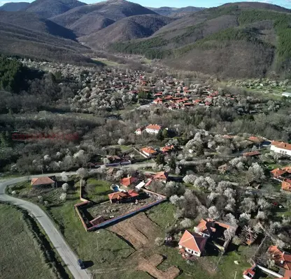 Photo 5 — House in Oblast Sliven, Medven