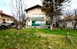 Къща в Перник, с. Мещица