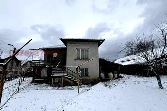 Къща в Ловеч, с. Микре