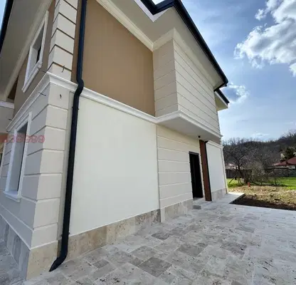 Photo 3 — House in Veliko Tyrnovo, Nacovci