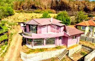 Къща в Русе, с. Николово