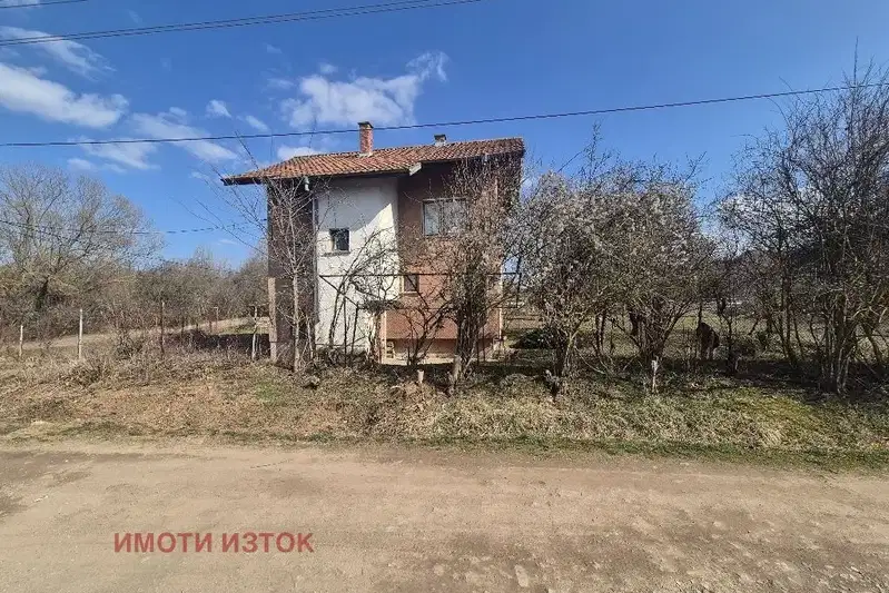 House in Oblast Pernik, Noevci