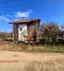 Къща в Перник, с. Ноевци