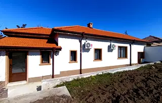 Къща във Велико Търново, с. Ново село